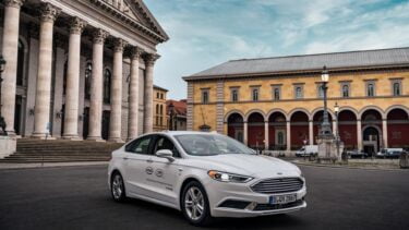 Autonomes Fahren: Intel erhält TÜV-Freigabe für Testfahrten