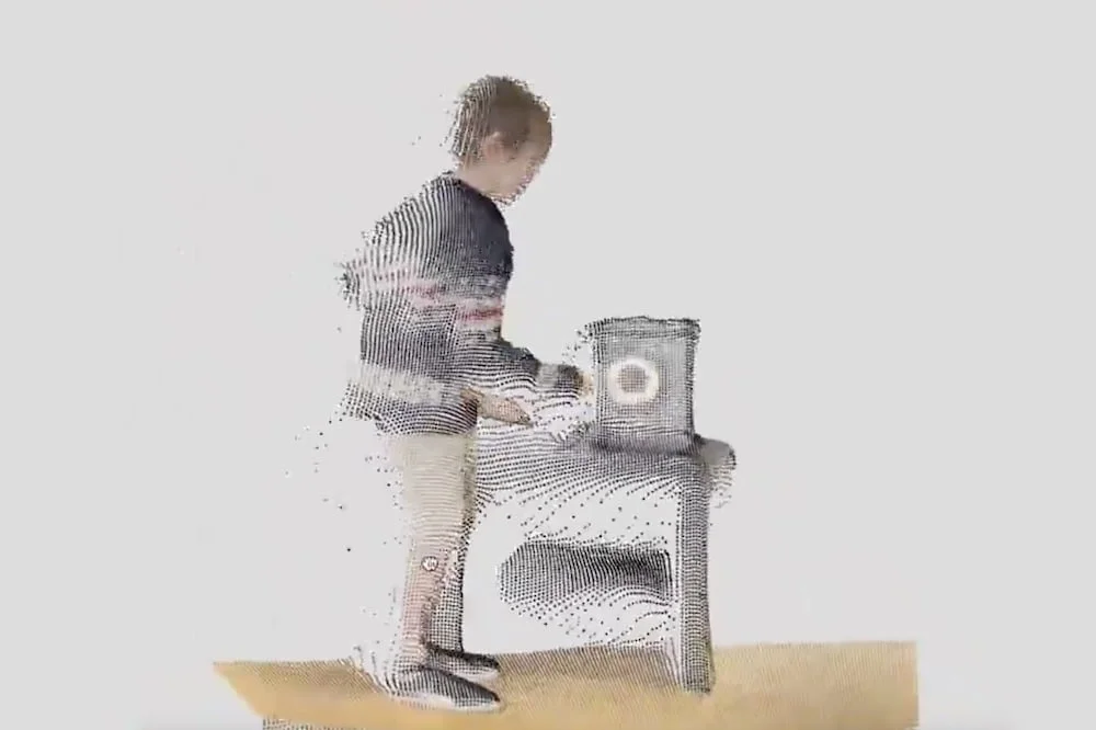 iPhone_12_Pro_Lidar_3D_Video_Junge_mit_Gong