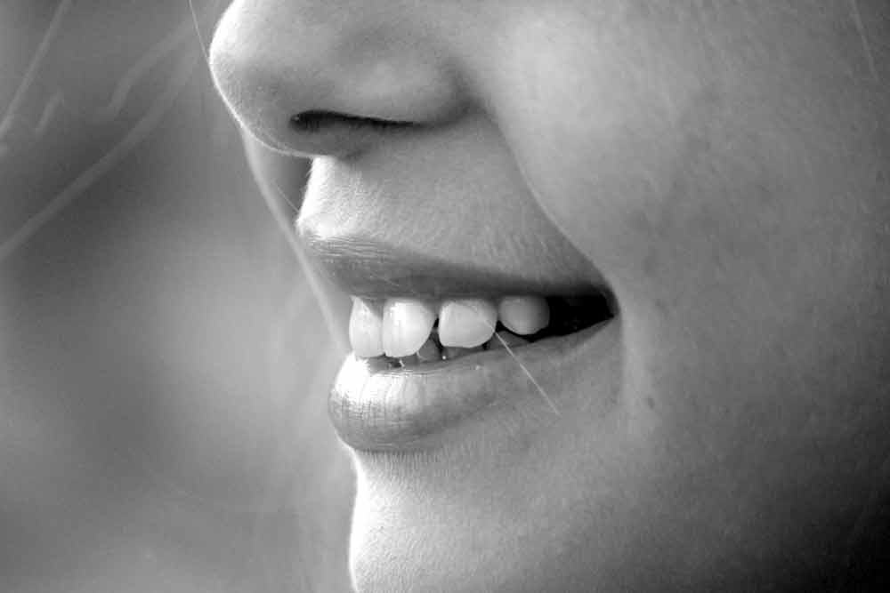 Deepmind: Neue KI liest Lippen viel genauer als der Mensch