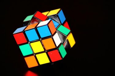 KI-Logik: DeepcubeA löst Zauberwürfel mit übermenschlicher Strategie
