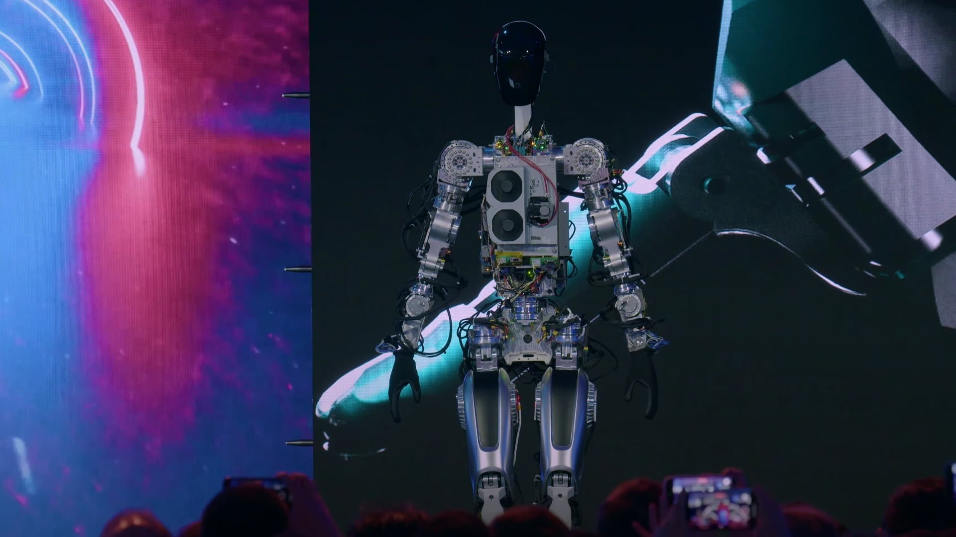 Tesla Bot Optimus: So bewerten Experten Elon Musks KI-Roboter