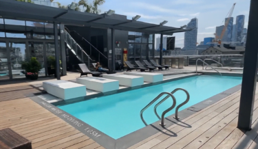 iPhone statt Drohne: Neue KI-App generiert eindrucksvolle 3D-Flythroughs